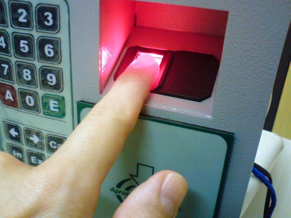 Comprehensive Fingerprint-Based Biometric Security Projects for Students - Flow Card Image